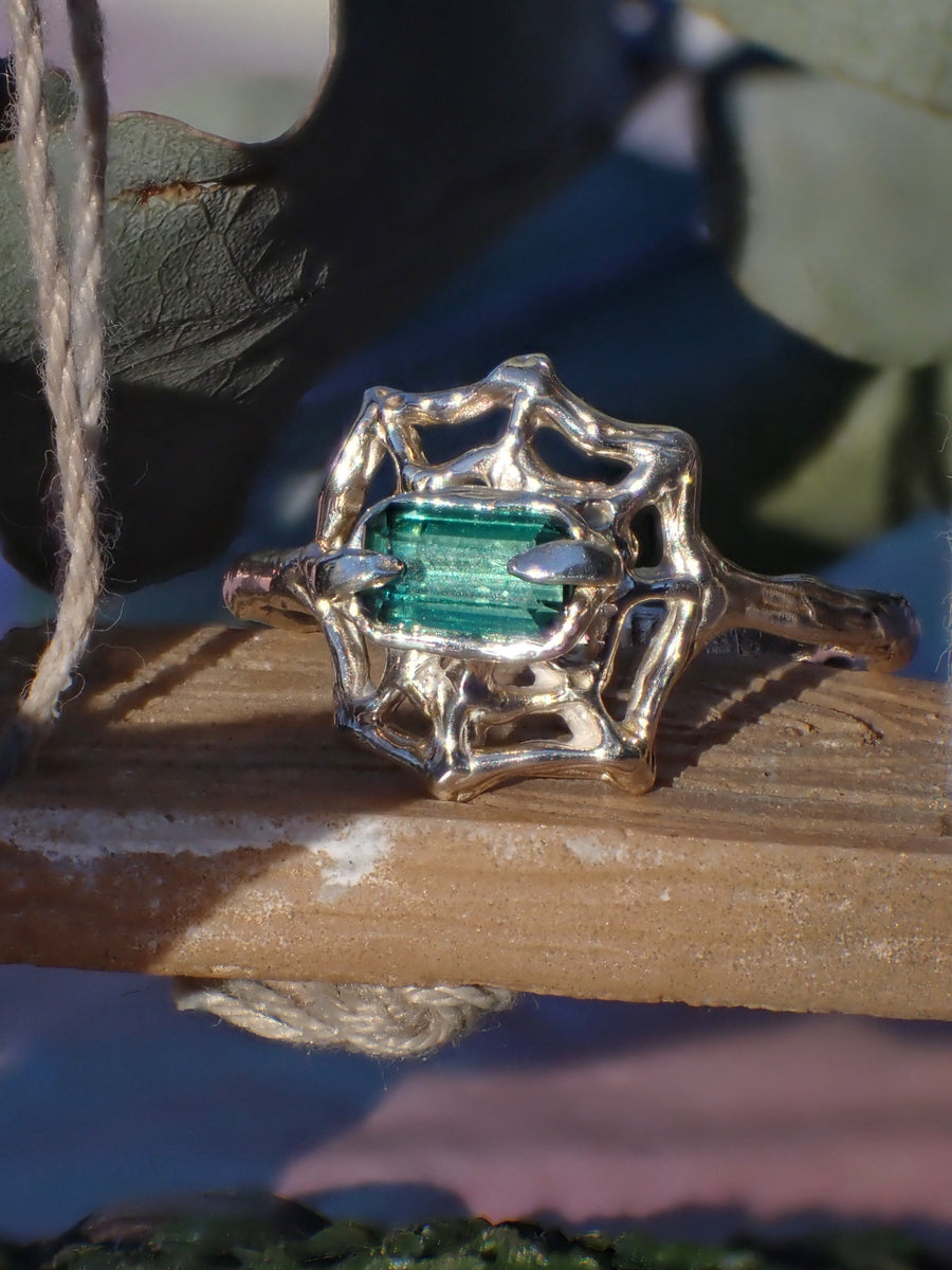 Labyrinth Cobweb Ring | Silver Tourmaline Ring