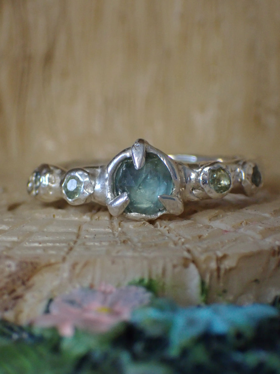 Water Nymph Band | Silver Australian Sapphire Ring | Size 9.25 / S (OOAK & Ready to Ship)
