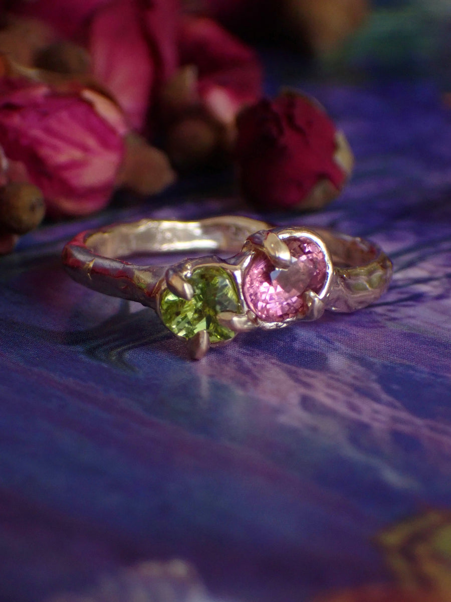 Aphrodite's Garden Ring  | Gold & Pink Tourmaline & Peridot Heart Band